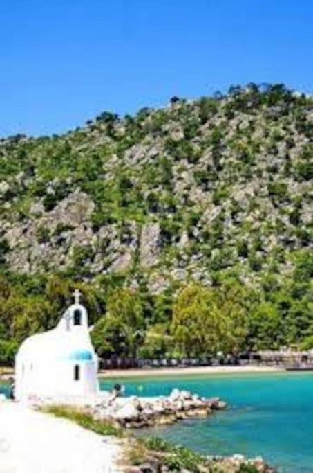 House By The Sea At Skaloma, Loutraki Villa Vouliagmeni Gölü Dış mekan fotoğraf